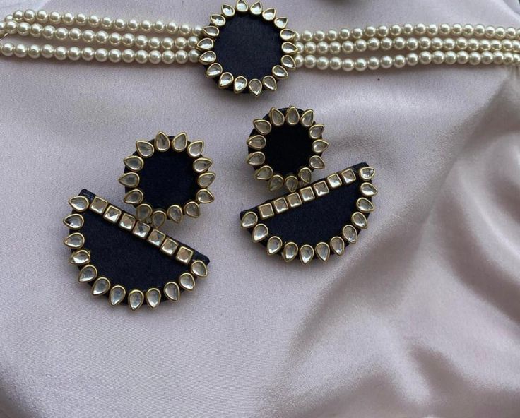 choker set