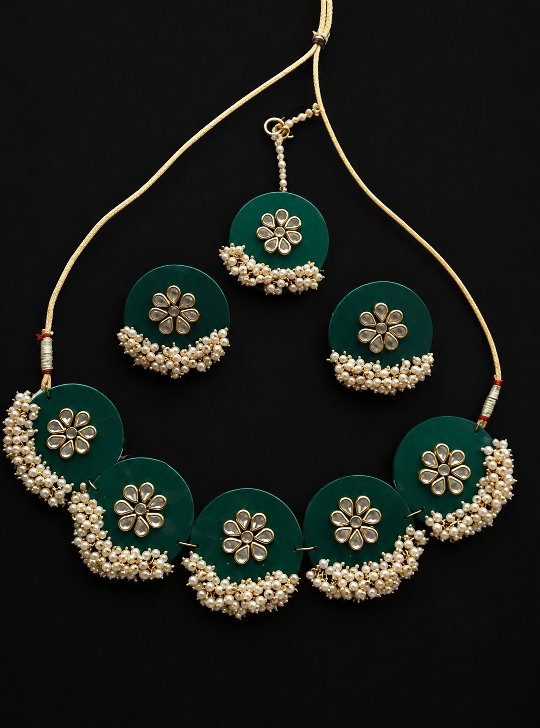 Fabric choker set